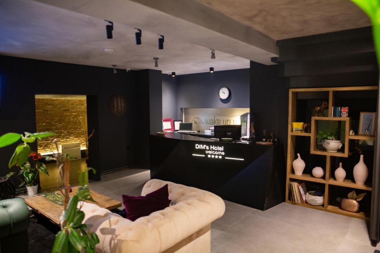 Dim'S Hotel & Restaurant คอร์เชอ ภายนอก รูปภาพ